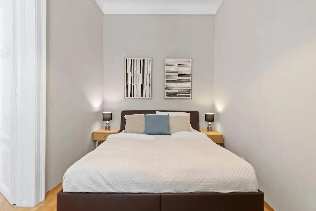 Neben Augarten I 5 Min To Metro I 10 Min To City Vienna Austria