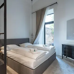 Easy Flat Augarten Apartment