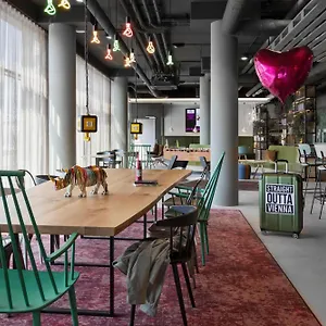 Moxy East Ξενοδοχείο
